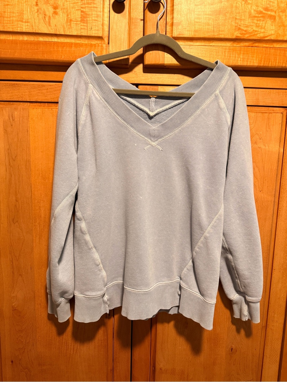 aerie Soft Sky Blue V‑Neck Pullover